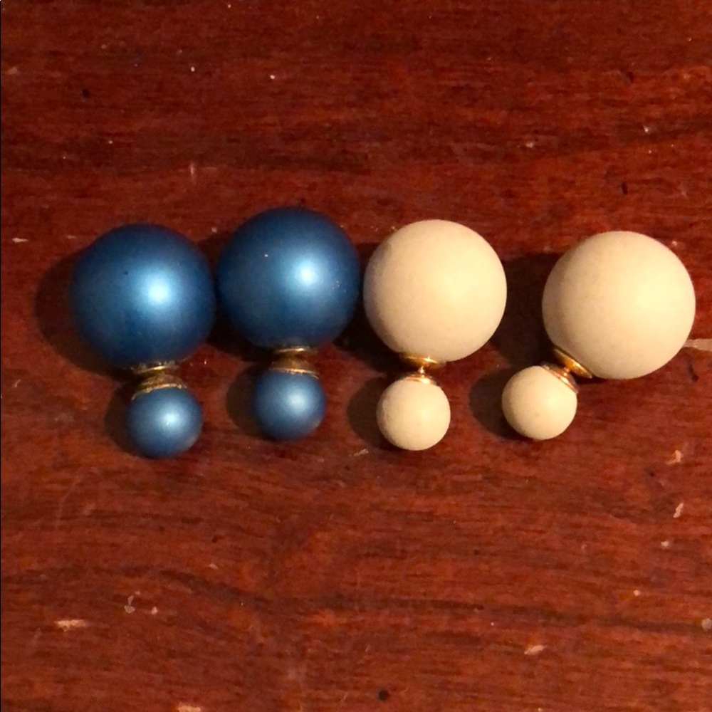 Bauble Bar 2 Pairs of Earrings